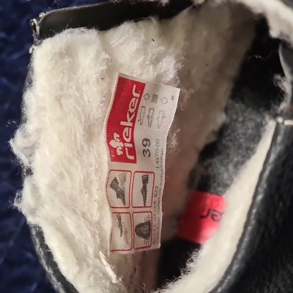 Womens Rieker L4270 Oberursel Short Black Leather Boot size 39 - Picture 3 of 9